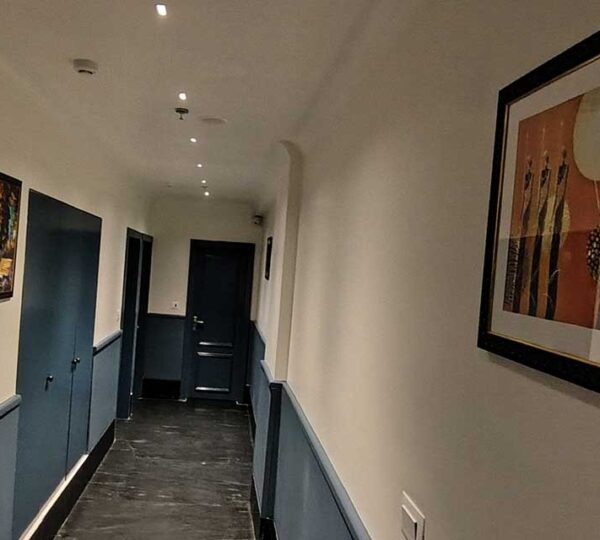 Hotel Lake Metro
